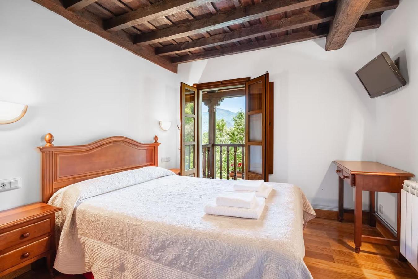 Casa Rural La Torre de Perrozo Cabezón de Liébana Extérieur photo